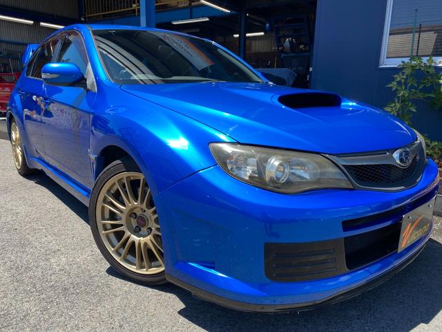 インプレッサ ＷＲＸ　ＳＴｉ　ＨＫＳマフラー　Ｓｔｉリアアンダースポイラー　社外リアスポイラー　社外フロントバンパー　純正ビッグキャリパー　純正レカロシート　Ｄｅｆｉブーストメーター　ＣＵＳＣＯロアアームバー　ＢＢＳ１８インチＡＷ（11枚目）