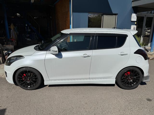 スイフトスポーツ ベースグレード TEIN車高調 WedsSportホイール RossoModelloマフラー スロットルコントローラー 社外エアクリーナー 社外テールランプ(23枚目)