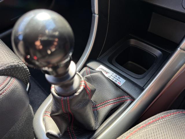 スイフトスポーツ ベースグレード TEIN車高調 WedsSportホイール RossoModelloマフラー スロットルコントローラー 社外エアクリーナー 社外テールランプ(44枚目)
