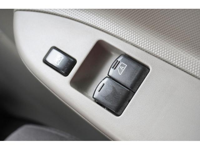 アトラストラック １．５ｔ　平ボディ　スーパーロー　Ｗタイヤ　低床　坂道発進補助　電動格納ミラー　ＥＴＣ　集中ロック　キーレス　オーバーヘッドコンソール　フォグランプ　荷台内寸３１０／１６１／３８　荷台高７４　車両総重量３３０５ｋｇ　普通免許運転可（35枚目）
