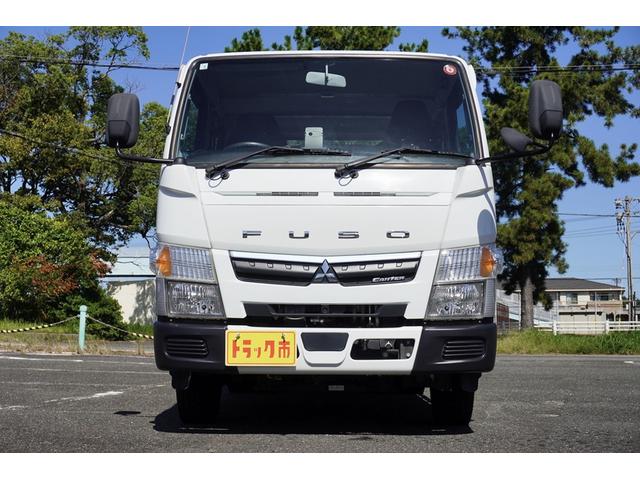 キャンター ２ｔ　Ｗキャブ　４ＷＤ　フルフラットロー　Ｗタイヤ　２ｔ積載　Ｗキャブ　セミロング　４ＷＤ　全低床　リアヒーター　電動格納ミラー　ＥＴＣ　荷台板張り　荷台内寸２５０／１６０／３８　荷台高８９　車両総重量４９４０ｋｇ（7枚目）