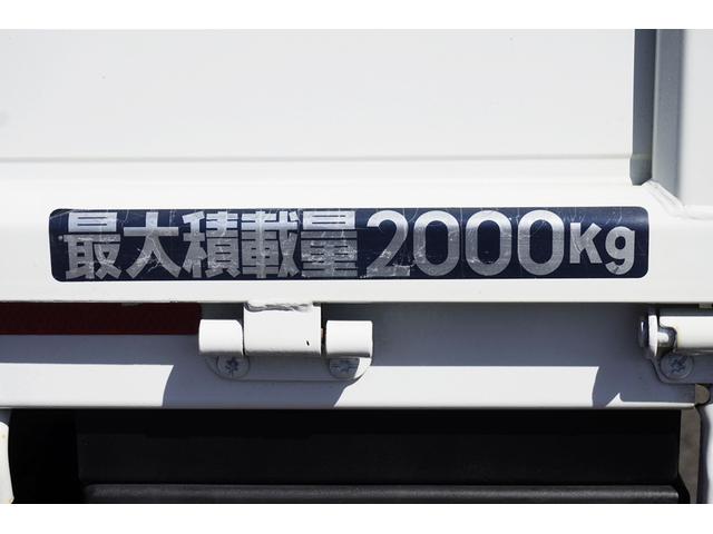 キャンター ２ｔ　Ｗキャブ　４ＷＤ　フルフラットロー　Ｗタイヤ　２ｔ積載　Ｗキャブ　セミロング　４ＷＤ　全低床　リアヒーター　電動格納ミラー　ＥＴＣ　荷台板張り　荷台内寸２５０／１６０／３８　荷台高８９　車両総重量４９４０ｋｇ（29枚目）