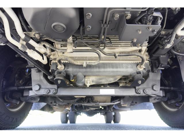 キャンター ２ｔ　Ｗキャブ　４ＷＤ　フルフラットロー　Ｗタイヤ　２ｔ積載　Ｗキャブ　セミロング　４ＷＤ　全低床　リアヒーター　電動格納ミラー　ＥＴＣ　荷台板張り　荷台内寸２５０／１６０／３８　荷台高８９　車両総重量４９４０ｋｇ（39枚目）