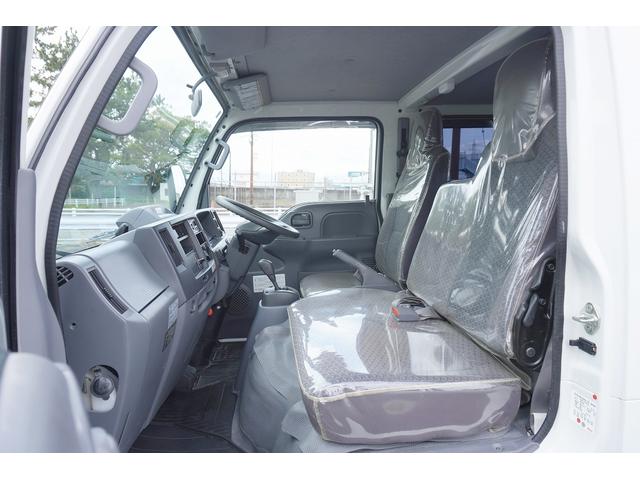 エルフトラック 2t Wキャブ フルフラットロー Wタイヤ 全低床 Rヒーター&クーラー 横滑り防止 車線逸脱防止 レーダーブレーキ 誤発進抑制装置 左電格ミラー ETC エコモード 集中ロック 荷台内寸207/161/38 荷台高85 車両総重量4790kg(19枚目)