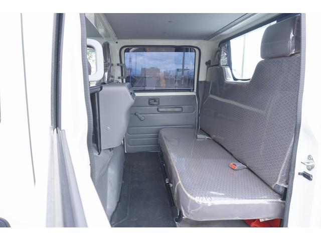 エルフトラック 2t Wキャブ フルフラットロー Wタイヤ 全低床 Rヒーター&クーラー 横滑り防止 車線逸脱防止 レーダーブレーキ 誤発進抑制装置 左電格ミラー ETC エコモード 集中ロック 荷台内寸207/161/38 荷台高85 車両総重量4790kg(21枚目)