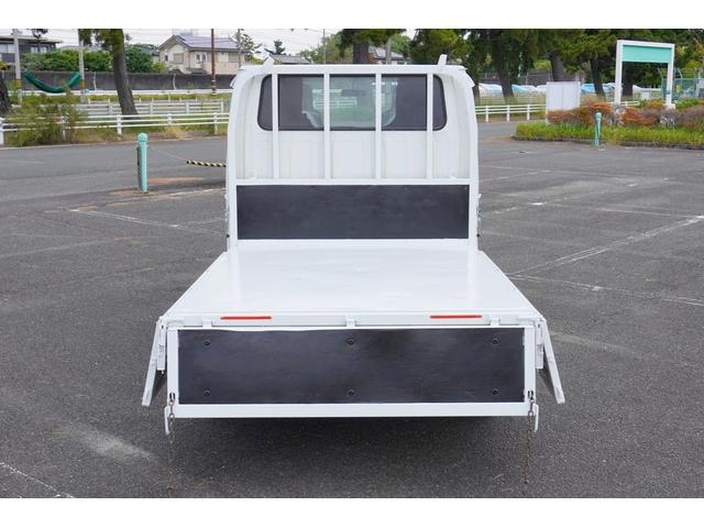 エルフトラック 2t Wキャブ フルフラットロー Wタイヤ 全低床 Rヒーター&クーラー 横滑り防止 車線逸脱防止 レーダーブレーキ 誤発進抑制装置 左電格ミラー ETC エコモード 集中ロック 荷台内寸207/161/38 荷台高85 車両総重量4790kg(27枚目)