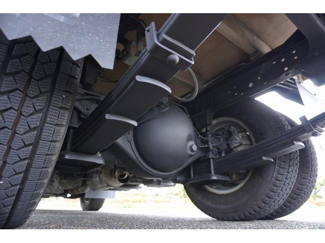 エルフトラック 2t Wキャブ フルフラットロー Wタイヤ 全低床 Rヒーター&クーラー 横滑り防止 車線逸脱防止 レーダーブレーキ 誤発進抑制装置 左電格ミラー ETC エコモード 集中ロック 荷台内寸207/161/38 荷台高85 車両総重量4790kg(45枚目)