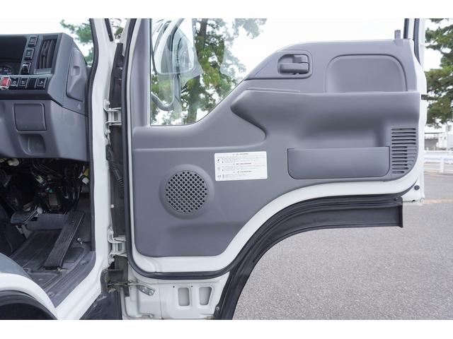 エルフトラック 2t Wキャブ フルフラットロー Wタイヤ 全低床 Rヒーター&クーラー 横滑り防止 車線逸脱防止 レーダーブレーキ 誤発進抑制装置 左電格ミラー ETC エコモード 集中ロック 荷台内寸207/161/38 荷台高85 車両総重量4790kg(57枚目)