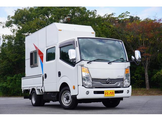 アトラストラック １．２５ｔ　Ｗキャブ　スーパーロー　キャンピング仕様　１．２５ｔ積載　キャンピング仕様　低床　Ｗタイヤ　坂道発進補助　左電格ミラー　ＥＴＣ　Ｂカメラ＆モニター　集中ロック　荷台内寸２０９／１６１／３８　荷台高７４　車両総重量３３２０ｋｇ　４ナンバー（7枚目）