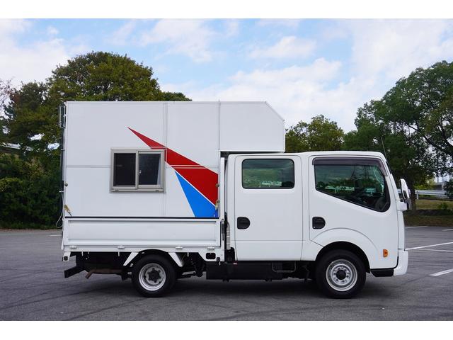 アトラストラック １．２５ｔ　Ｗキャブ　スーパーロー　キャンピング仕様　１．２５ｔ積載　キャンピング仕様　低床　Ｗタイヤ　坂道発進補助　左電格ミラー　ＥＴＣ　Ｂカメラ＆モニター　集中ロック　荷台内寸２０９／１６１／３８　荷台高７４　車両総重量３３２０ｋｇ　４ナンバー（8枚目）