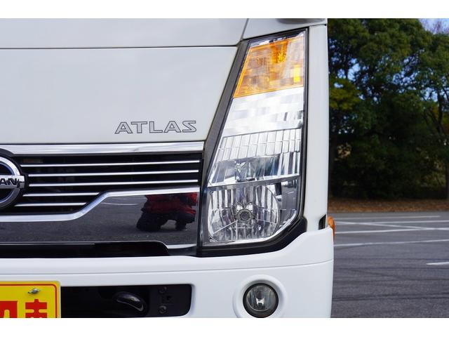 アトラストラック １．２５ｔ　Ｗキャブ　スーパーロー　キャンピング仕様　１．２５ｔ積載　キャンピング仕様　低床　Ｗタイヤ　坂道発進補助　左電格ミラー　ＥＴＣ　Ｂカメラ＆モニター　集中ロック　荷台内寸２０９／１６１／３８　荷台高７４　車両総重量３３２０ｋｇ　４ナンバー（12枚目）