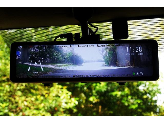 アトラストラック １．２５ｔ　Ｗキャブ　スーパーロー　キャンピング仕様　１．２５ｔ積載　キャンピング仕様　低床　Ｗタイヤ　坂道発進補助　左電格ミラー　ＥＴＣ　Ｂカメラ＆モニター　集中ロック　荷台内寸２０９／１６１／３８　荷台高７４　車両総重量３３２０ｋｇ　４ナンバー（18枚目）