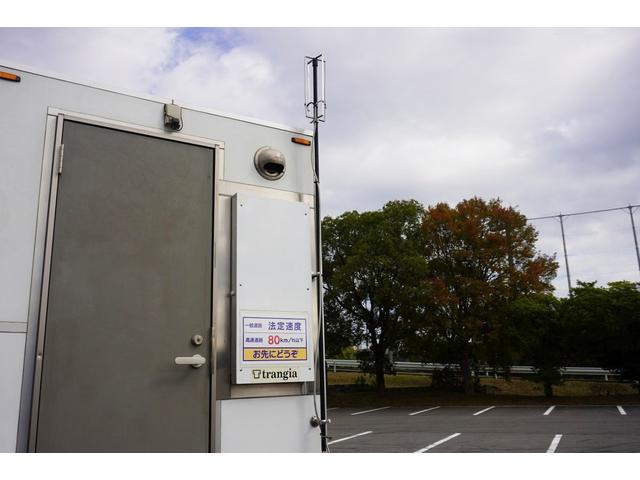 アトラストラック １．２５ｔ　Ｗキャブ　スーパーロー　キャンピング仕様　１．２５ｔ積載　キャンピング仕様　低床　Ｗタイヤ　坂道発進補助　左電格ミラー　ＥＴＣ　Ｂカメラ＆モニター　集中ロック　荷台内寸２０９／１６１／３８　荷台高７４　車両総重量３３２０ｋｇ　４ナンバー（21枚目）