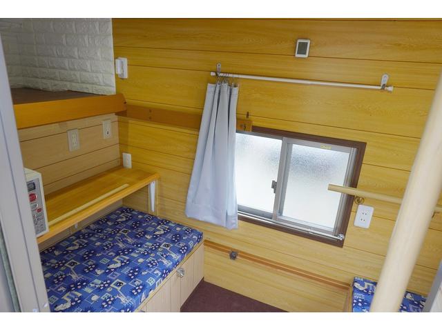 アトラストラック １．２５ｔ　Ｗキャブ　スーパーロー　キャンピング仕様　１．２５ｔ積載　キャンピング仕様　低床　Ｗタイヤ　坂道発進補助　左電格ミラー　ＥＴＣ　Ｂカメラ＆モニター　集中ロック　荷台内寸２０９／１６１／３８　荷台高７４　車両総重量３３２０ｋｇ　４ナンバー（34枚目）