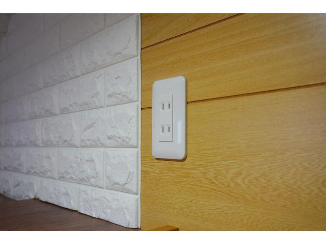 アトラストラック １．２５ｔ　Ｗキャブ　スーパーロー　キャンピング仕様　１．２５ｔ積載　キャンピング仕様　低床　Ｗタイヤ　坂道発進補助　左電格ミラー　ＥＴＣ　Ｂカメラ＆モニター　集中ロック　荷台内寸２０９／１６１／３８　荷台高７４　車両総重量３３２０ｋｇ　４ナンバー（44枚目）