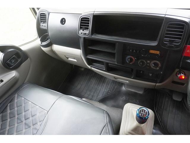 アトラストラック １．２５ｔ　Ｗキャブ　スーパーロー　キャンピング仕様　１．２５ｔ積載　キャンピング仕様　低床　Ｗタイヤ　坂道発進補助　左電格ミラー　ＥＴＣ　Ｂカメラ＆モニター　集中ロック　荷台内寸２０９／１６１／３８　荷台高７４　車両総重量３３２０ｋｇ　４ナンバー（62枚目）