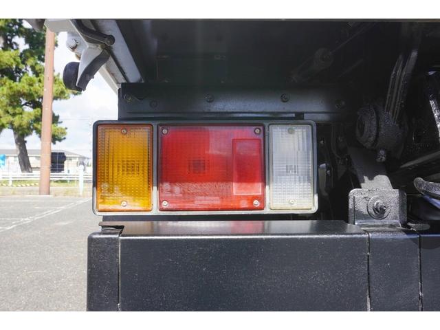 エルフトラック 2t ダンプ 強化 フルフラットロー 2t積 強化ダンプ 全低床 極東開発 DD02-31 坂道発進補助 横滑り防止 集中ロック 左電動格納ミラー エコモード キーレスキー 荷台内寸304/159/32 荷台高85 車両総重量4885kg(17枚目)