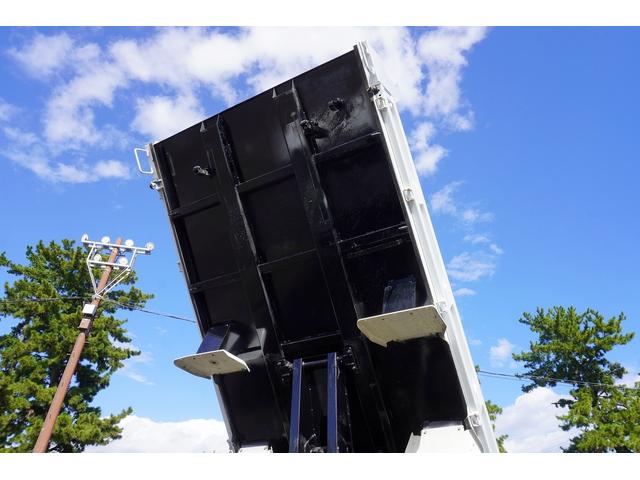 エルフトラック 2t ダンプ 強化 フルフラットロー 2t積 強化ダンプ 全低床 極東開発 DD02-31 坂道発進補助 横滑り防止 集中ロック 左電動格納ミラー エコモード キーレスキー 荷台内寸304/159/32 荷台高85 車両総重量4885kg(43枚目)