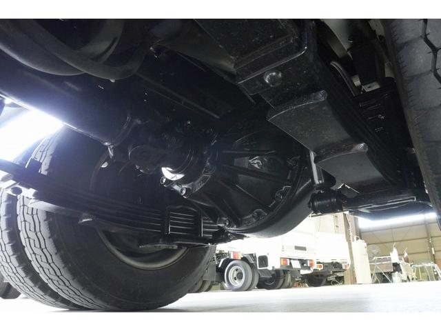 エルフトラック 2t ダンプ 強化 フルフラットロー 2t積 強化ダンプ 全低床 極東開発 DD02-31 坂道発進補助 横滑り防止 集中ロック 左電動格納ミラー エコモード キーレスキー 荷台内寸304/159/32 荷台高85 車両総重量4885kg(61枚目)