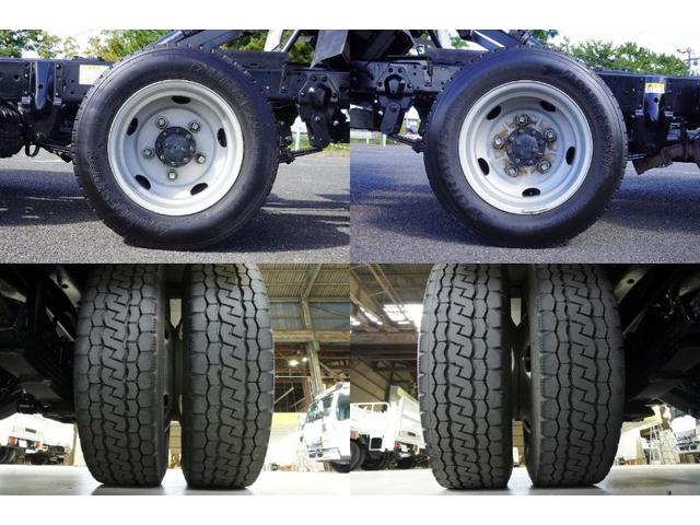 エルフトラック 2t ダンプ 強化 フルフラットロー 2t積 強化ダンプ 全低床 極東開発 DD02-31 坂道発進補助 横滑り防止 集中ロック 左電動格納ミラー エコモード キーレスキー 荷台内寸304/159/32 荷台高85 車両総重量4885kg(69枚目)