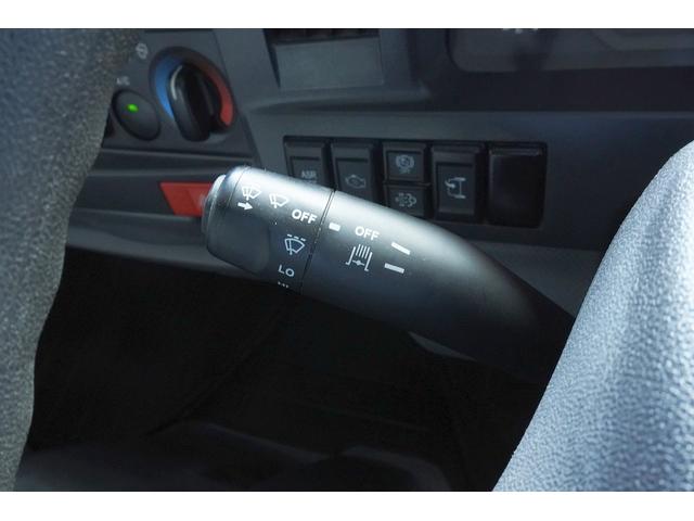 エルフトラック 2t ダンプ 強化 フルフラットロー 2t積 強化ダンプ 全低床 極東開発 DD02-31 坂道発進補助 横滑り防止 集中ロック 左電動格納ミラー エコモード キーレスキー 荷台内寸304/159/32 荷台高85 車両総重量4885kg(73枚目)