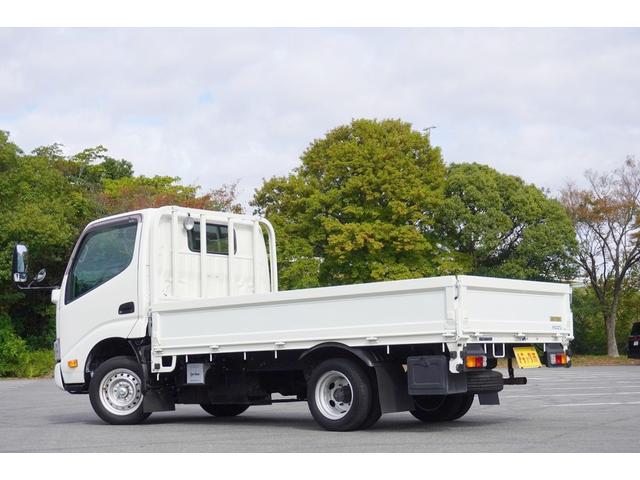 ダイナトラック 1.25t 平ボディ ジャストロー Wタイヤ 1.25t 平ボディ 低床 Wタイヤ 横滑り防止 レーダーブレーキ 車線逸脱防止 ナビ ETC 電格ミラー 集中ロック 荷台内寸309/160/38 荷台高72 車両総重量3065kg 普通免許運転可(12枚目)