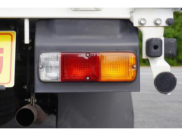 ダイナトラック 1.25t 平ボディ ジャストロー Wタイヤ 1.25t 平ボディ 低床 Wタイヤ 横滑り防止 レーダーブレーキ 車線逸脱防止 ナビ ETC 電格ミラー 集中ロック 荷台内寸309/160/38 荷台高72 車両総重量3065kg 普通免許運転可(17枚目)