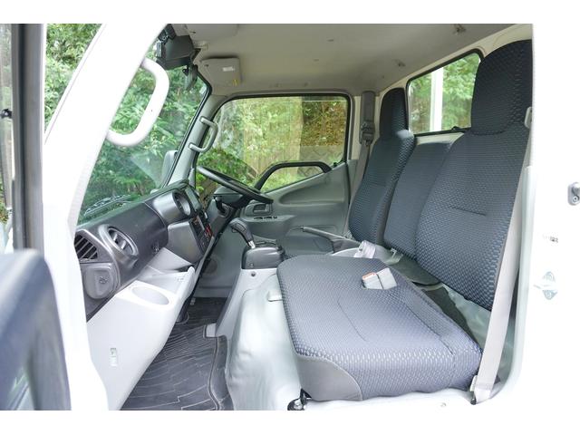 ダイナトラック 1.25t 平ボディ ジャストロー Wタイヤ 1.25t 平ボディ 低床 Wタイヤ 横滑り防止 レーダーブレーキ 車線逸脱防止 ナビ ETC 電格ミラー 集中ロック 荷台内寸309/160/38 荷台高72 車両総重量3065kg 普通免許運転可(20枚目)