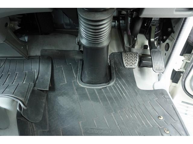 ダイナトラック 1.25t 平ボディ ジャストロー Wタイヤ 1.25t 平ボディ 低床 Wタイヤ 横滑り防止 レーダーブレーキ 車線逸脱防止 ナビ ETC 電格ミラー 集中ロック 荷台内寸309/160/38 荷台高72 車両総重量3065kg 普通免許運転可(21枚目)