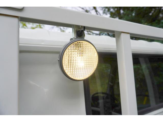 ダイナトラック 1.25t 平ボディ ジャストロー Wタイヤ 1.25t 平ボディ 低床 Wタイヤ 横滑り防止 レーダーブレーキ 車線逸脱防止 ナビ ETC 電格ミラー 集中ロック 荷台内寸309/160/38 荷台高72 車両総重量3065kg 普通免許運転可(50枚目)