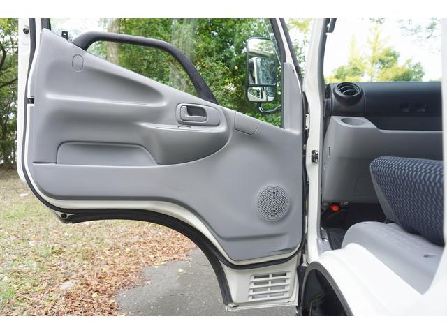 ダイナトラック 1.25t 平ボディ ジャストロー Wタイヤ 1.25t 平ボディ 低床 Wタイヤ 横滑り防止 レーダーブレーキ 車線逸脱防止 ナビ ETC 電格ミラー 集中ロック 荷台内寸309/160/38 荷台高72 車両総重量3065kg 普通免許運転可(63枚目)