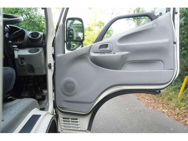 ダイナトラック 1.25t 平ボディ ジャストロー Wタイヤ 1.25t 平ボディ 低床 Wタイヤ 横滑り防止 レーダーブレーキ 車線逸脱防止 ナビ ETC 電格ミラー 集中ロック 荷台内寸309/160/38 荷台高72 車両総重量3065kg 普通免許運転可(64枚目)