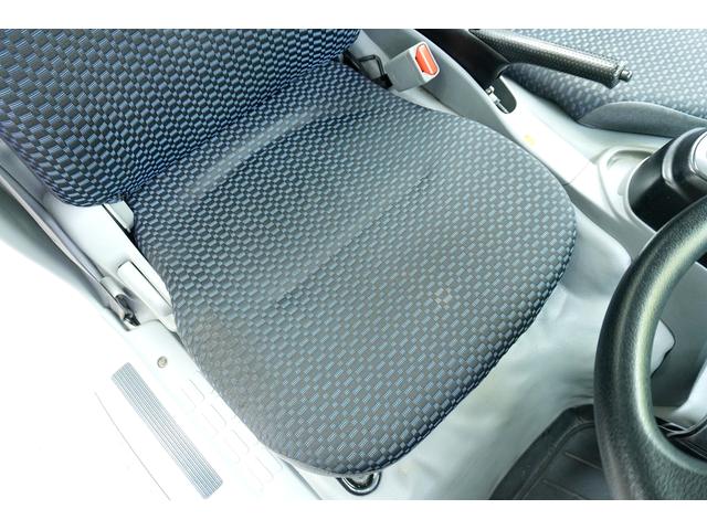 ダイナトラック 1.25t 平ボディ ジャストロー Wタイヤ 1.25t 平ボディ 低床 Wタイヤ 横滑り防止 レーダーブレーキ 車線逸脱防止 ナビ ETC 電格ミラー 集中ロック 荷台内寸309/160/38 荷台高72 車両総重量3065kg 普通免許運転可(66枚目)