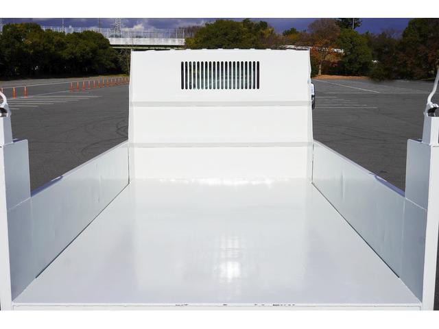 エルフトラック 3t ダンプ 強化 フルフラットロー 中間ピン 全低床 中間ピン 坂道発進補助 横滑り防止 左電動格納ミラー ETC 集中ロック エコモード アイドルアップ 極東開発 DD02-31 荷台内寸305/159/37 荷台高85 車両総重量6205kg(5枚目)