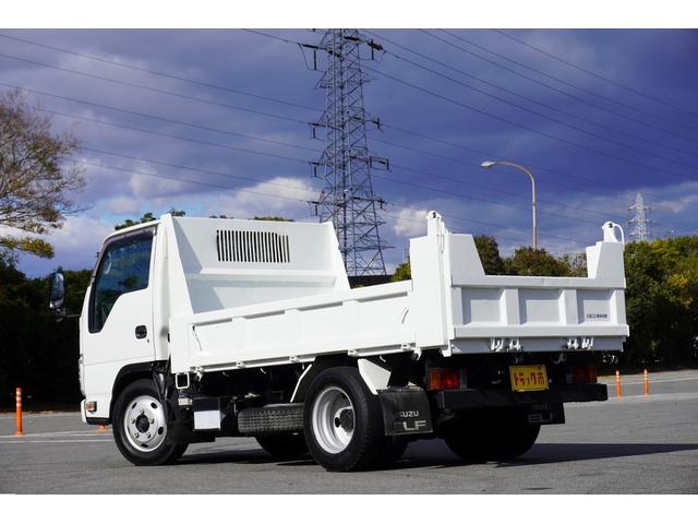 エルフトラック 3t ダンプ 強化 フルフラットロー 中間ピン 全低床 中間ピン 坂道発進補助 横滑り防止 左電動格納ミラー ETC 集中ロック エコモード アイドルアップ 極東開発 DD02-31 荷台内寸305/159/37 荷台高85 車両総重量6205kg(14枚目)