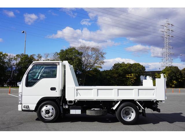 エルフトラック 3t ダンプ 強化 フルフラットロー 中間ピン 全低床 中間ピン 坂道発進補助 横滑り防止 左電動格納ミラー ETC 集中ロック エコモード アイドルアップ 極東開発 DD02-31 荷台内寸305/159/37 荷台高85 車両総重量6205kg(15枚目)