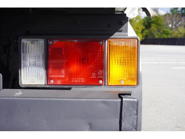 エルフトラック 3t ダンプ 強化 フルフラットロー 中間ピン 全低床 中間ピン 坂道発進補助 横滑り防止 左電動格納ミラー ETC 集中ロック エコモード アイドルアップ 極東開発 DD02-31 荷台内寸305/159/37 荷台高85 車両総重量6205kg(19枚目)