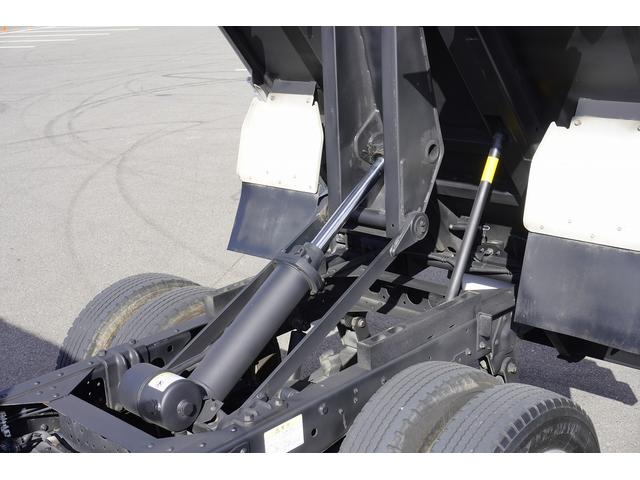 エルフトラック 3t ダンプ 強化 フルフラットロー 中間ピン 全低床 中間ピン 坂道発進補助 横滑り防止 左電動格納ミラー ETC 集中ロック エコモード アイドルアップ 極東開発 DD02-31 荷台内寸305/159/37 荷台高85 車両総重量6205kg(51枚目)