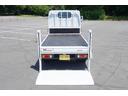 １．５ｔ　平ボディ　フルフラットロー　パワーゲート　垂直式　１．５ｔ積載　全低床　垂直式パワーゲート　極東開発　Ｖ６０１Ｂ－４ＭＫＴ１　集中ロック　エコモード　荷台板張り　荷台内寸３０７／１６０／３９　荷台高８４　リフト内寸９０／１５８　車両総重量３９４５ｋｇ（25枚目）