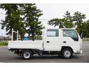 １．５５ｔ　Ｗキャブ　平ボディ　スーパーロー　Ｗタイヤ　１．５５ｔ　低床　坂道発進補助　横滑り防止　電格ミラー　アイドリングストップ　ＥＴＣ　エコモード　集中ロック　キーレス　フォグランプ　荷台内寸２０７／１６１／３７　荷台高８２　車両総重量４１３０ｋｇ（10枚目）