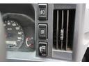 １．５５ｔ　Ｗキャブ　平ボディ　スーパーロー　Ｗタイヤ　１．５５ｔ　低床　坂道発進補助　横滑り防止　電格ミラー　アイドリングストップ　ＥＴＣ　エコモード　集中ロック　キーレス　フォグランプ　荷台内寸２０７／１６１／３７　荷台高８２　車両総重量４１３０ｋｇ（37枚目）