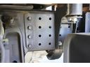 ２ｔ　Ｗキャブ　４ＷＤ　フルフラットロー　Ｗタイヤ　２ｔ積載　Ｗキャブ　セミロング　４ＷＤ　全低床　リアヒーター　電動格納ミラー　ＥＴＣ　荷台板張り　荷台内寸２５０／１６０／３８　荷台高８９　車両総重量４９４０ｋｇ（46枚目）