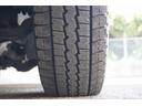 ２ｔ　Ｗキャブ　４ＷＤ　フルフラットロー　Ｗタイヤ　２ｔ積載　Ｗキャブ　セミロング　４ＷＤ　全低床　リアヒーター　電動格納ミラー　ＥＴＣ　荷台板張り　荷台内寸２５０／１６０／３８　荷台高８９　車両総重量４９４０ｋｇ（76枚目）