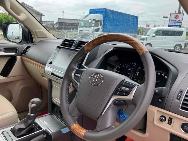 ランドクルーザープラド ＴＸ　Ｌパッケージ　４ＷＤ　全周囲カメラ　オートクルーズコントロール　レーンアシスト　パワーシート　衝突被害軽減システム　サンルーフ　ナビ　ＴＶ　オートマチックハイビーム　ＬＥＤヘッドランプ　ヘッドライトウォッシャー（67枚目）