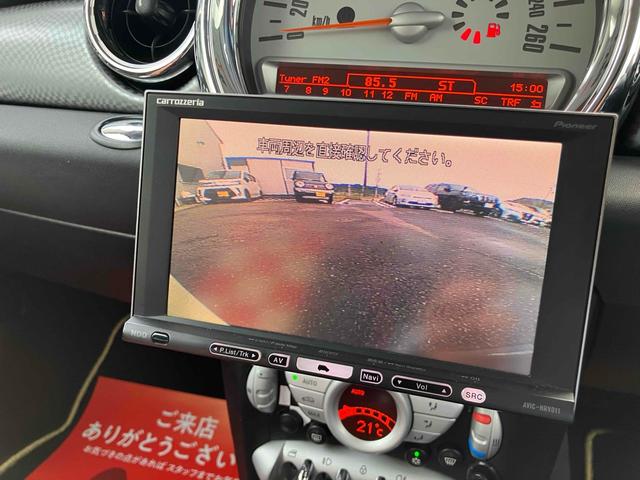 ＭＩＮＩ クーパーＳ　クラブマン　ドライブレコーダー　バックカメラ　ナビ　アルミホイール　キーレスエントリー　ＡＴ　ＡＢＳ　ＥＳＣ　エアコン　パワーステアリング　パワーウィンドウ（4枚目）
