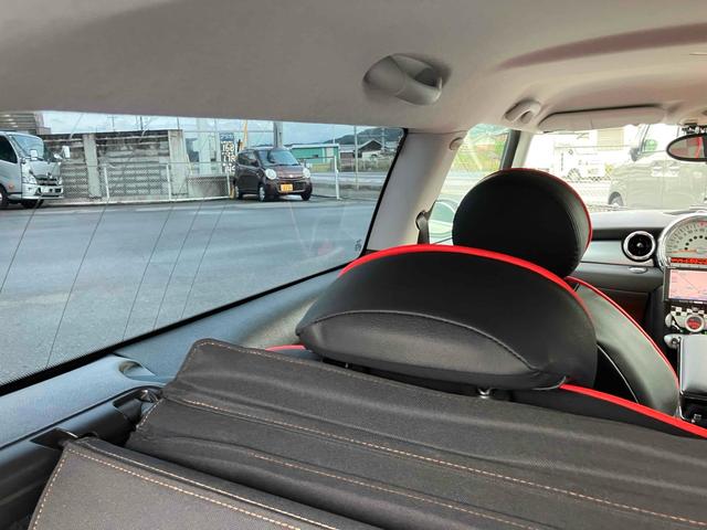 ＭＩＮＩ クーパーＳ　クラブマン　ドライブレコーダー　バックカメラ　ナビ　アルミホイール　キーレスエントリー　ＡＴ　ＡＢＳ　ＥＳＣ　エアコン　パワーステアリング　パワーウィンドウ（48枚目）