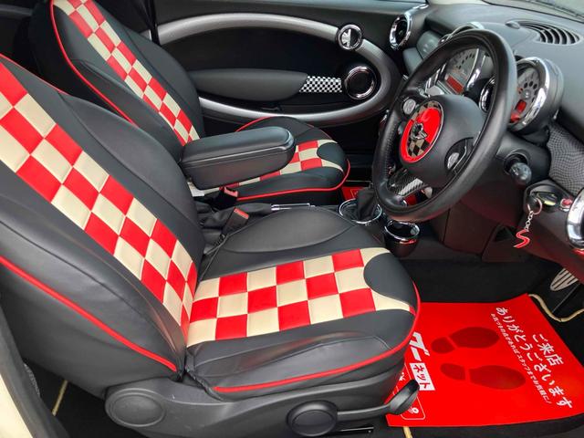 ＭＩＮＩ クーパーＳ　クラブマン　ドライブレコーダー　バックカメラ　ナビ　アルミホイール　キーレスエントリー　ＡＴ　ＡＢＳ　ＥＳＣ　エアコン　パワーステアリング　パワーウィンドウ（50枚目）