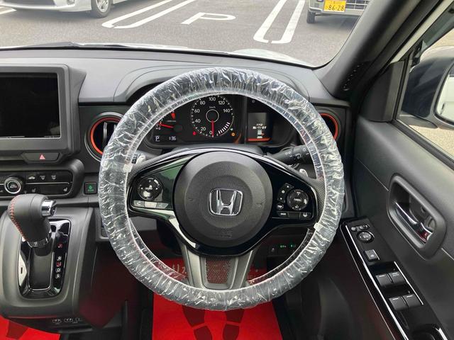 N-ONE RS クリアランスソナー レーンアシスト 衝突被害軽減システム スマートキー 電動格納ミラー CVT ESC USB アルミホイール エアコン パワーウィンドウ(3枚目)