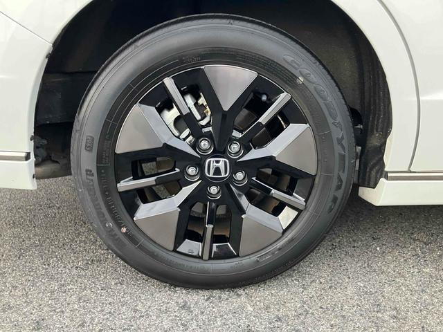 ステップワゴン ｅ：ＨＥＶスパーダ　ＥＴＣ　全周囲カメラ　ナビ　ＴＶ　クリアランスソナー　オートクルーズコントロール　レーンアシスト　衝突被害軽減システム　両側電動スライドドア　オートライト　ＬＥＤヘッドランプ　スマートキー（20枚目）