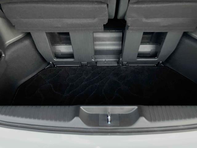 ステップワゴン ｅ：ＨＥＶスパーダ　ＥＴＣ　全周囲カメラ　ナビ　ＴＶ　クリアランスソナー　オートクルーズコントロール　レーンアシスト　衝突被害軽減システム　両側電動スライドドア　オートライト　ＬＥＤヘッドランプ　スマートキー（53枚目）